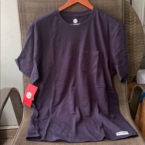 Element navy men’s T-Shirt pic not showing navy.